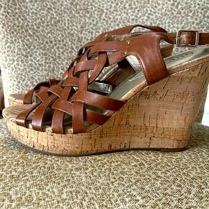 GUESS Sandals Platform